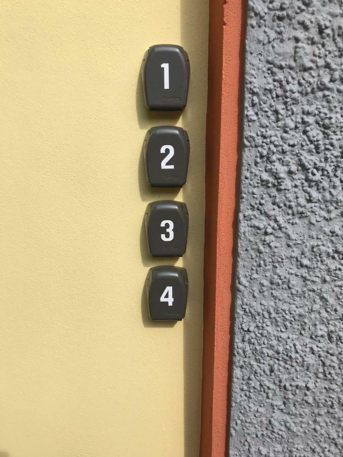 Casa Patrizia Hotel Gravellona Toce Kültér fotó